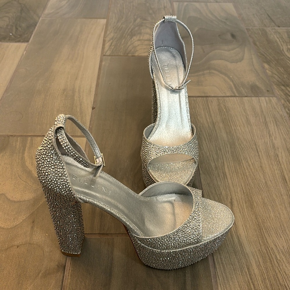 Billini Sparkle Platform